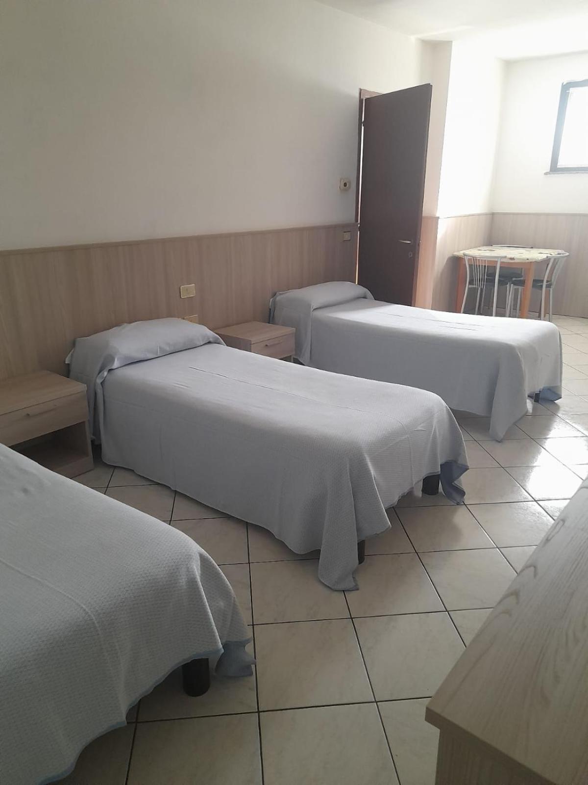 Hotel Residence La Fontana Mariano Comense Kültér fotó