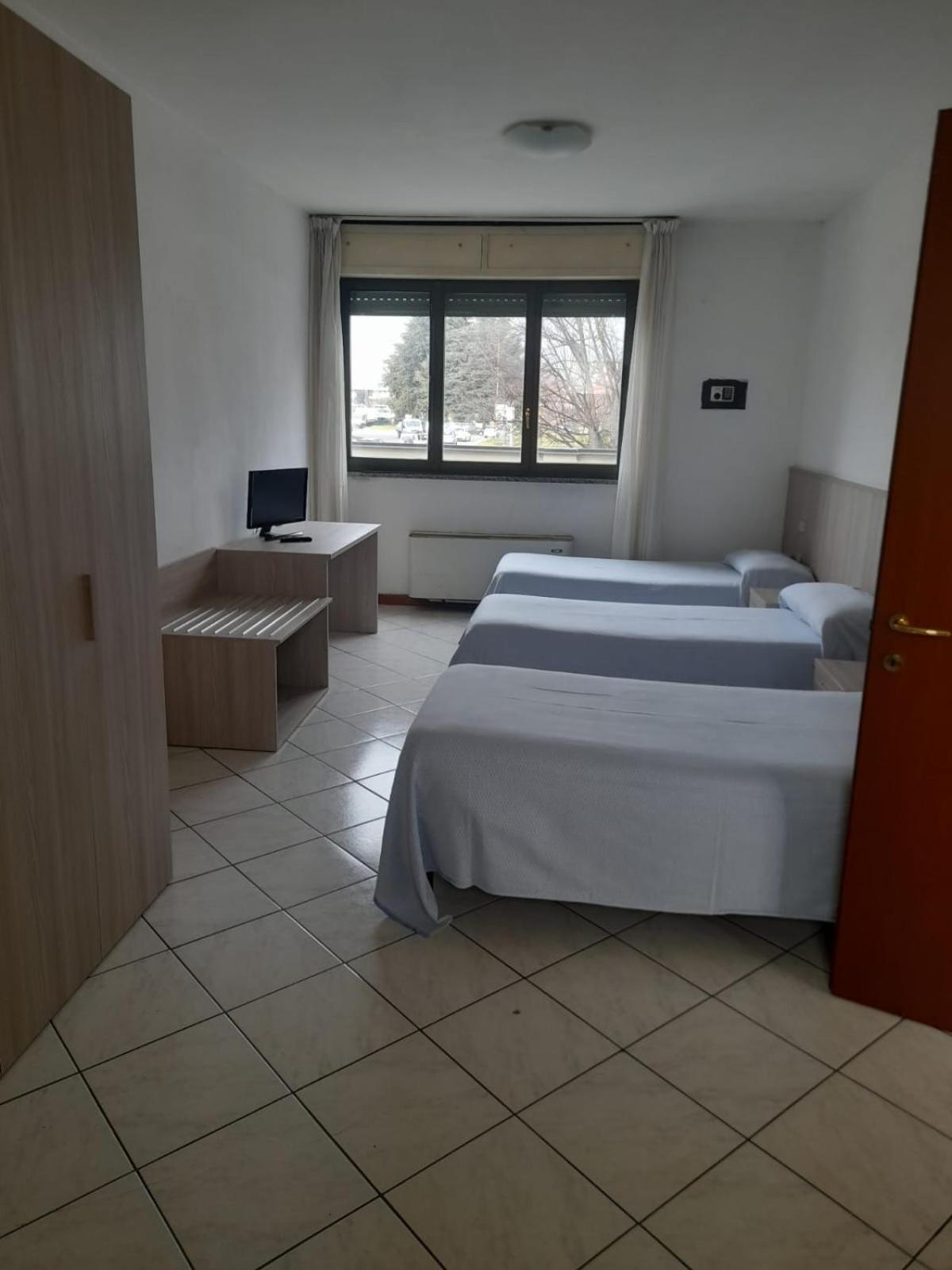 Hotel Residence La Fontana Mariano Comense Kültér fotó